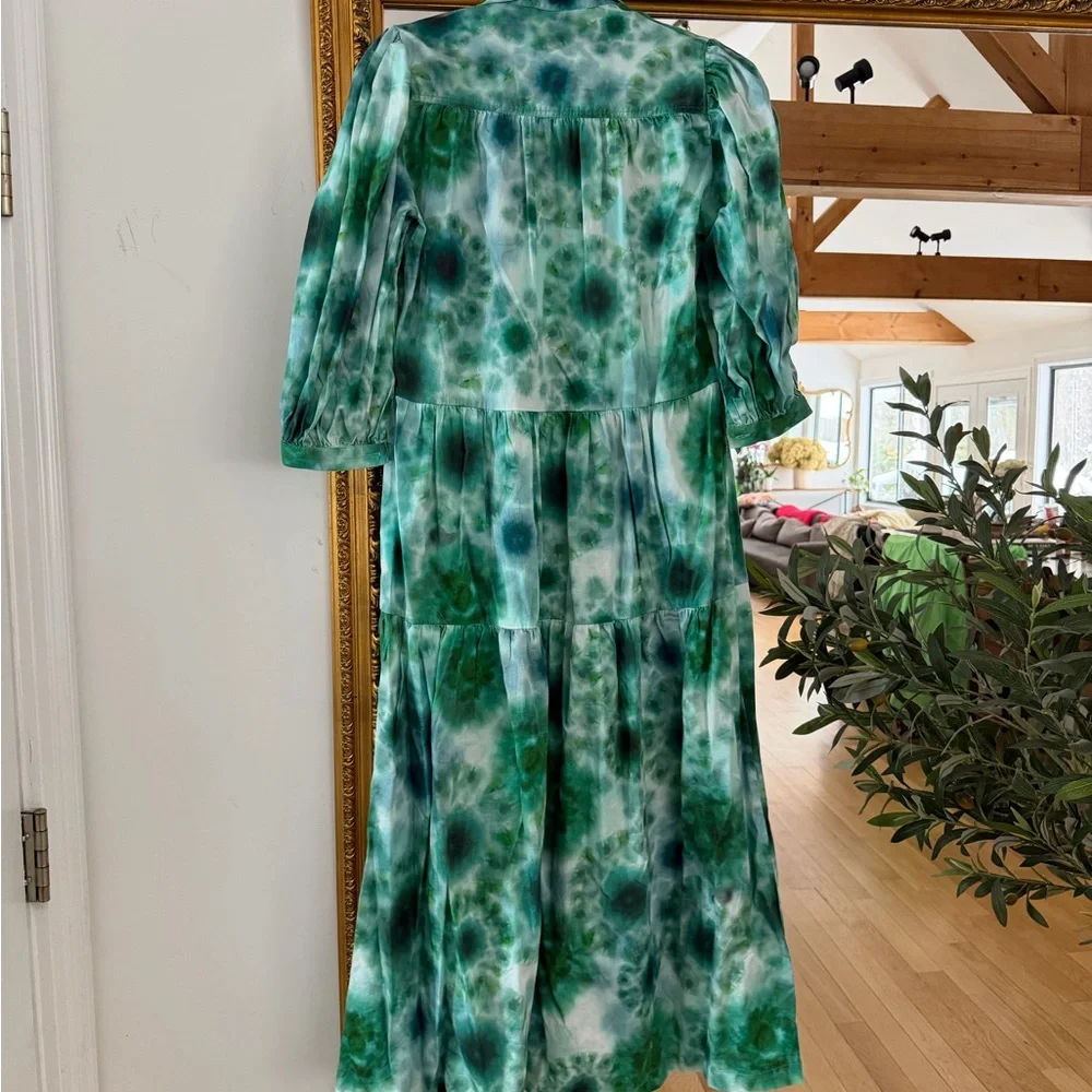 Hunter Bell Green Tie-Dye Midi Shirt Dress